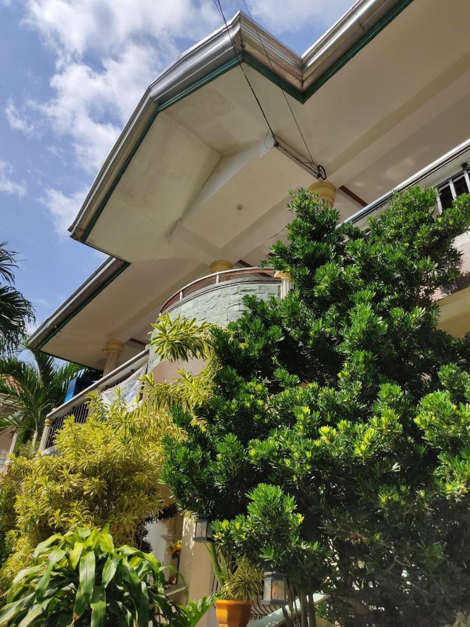 阿尼努安河滨住宿加早餐旅馆 波尔多·格尼拉 外观 照片